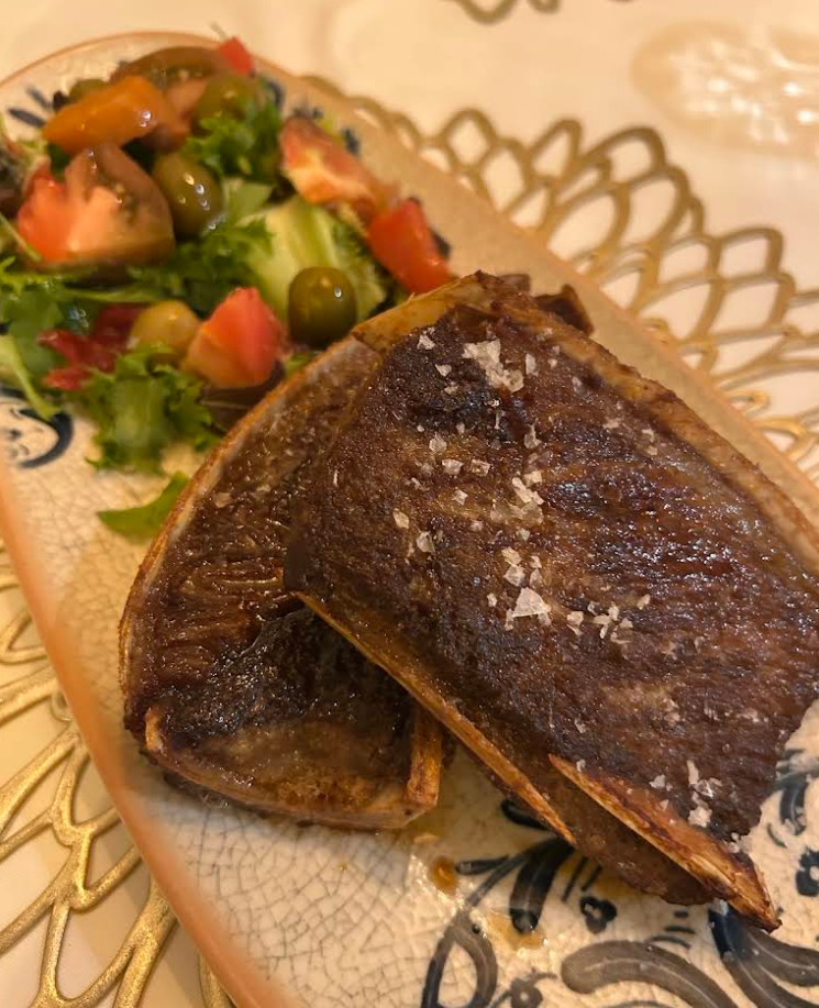 Carne y ensalada